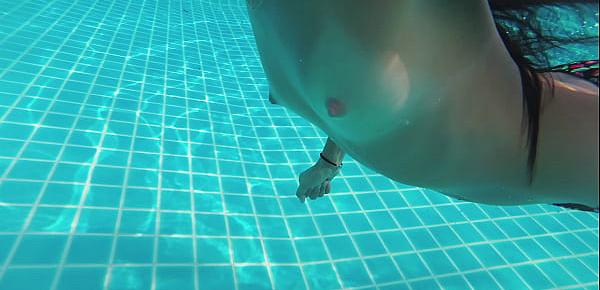  Nude teen underwater swimming and show pussy